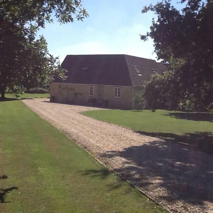 Gardeners Cottage Crudwell Exteriér fotografie